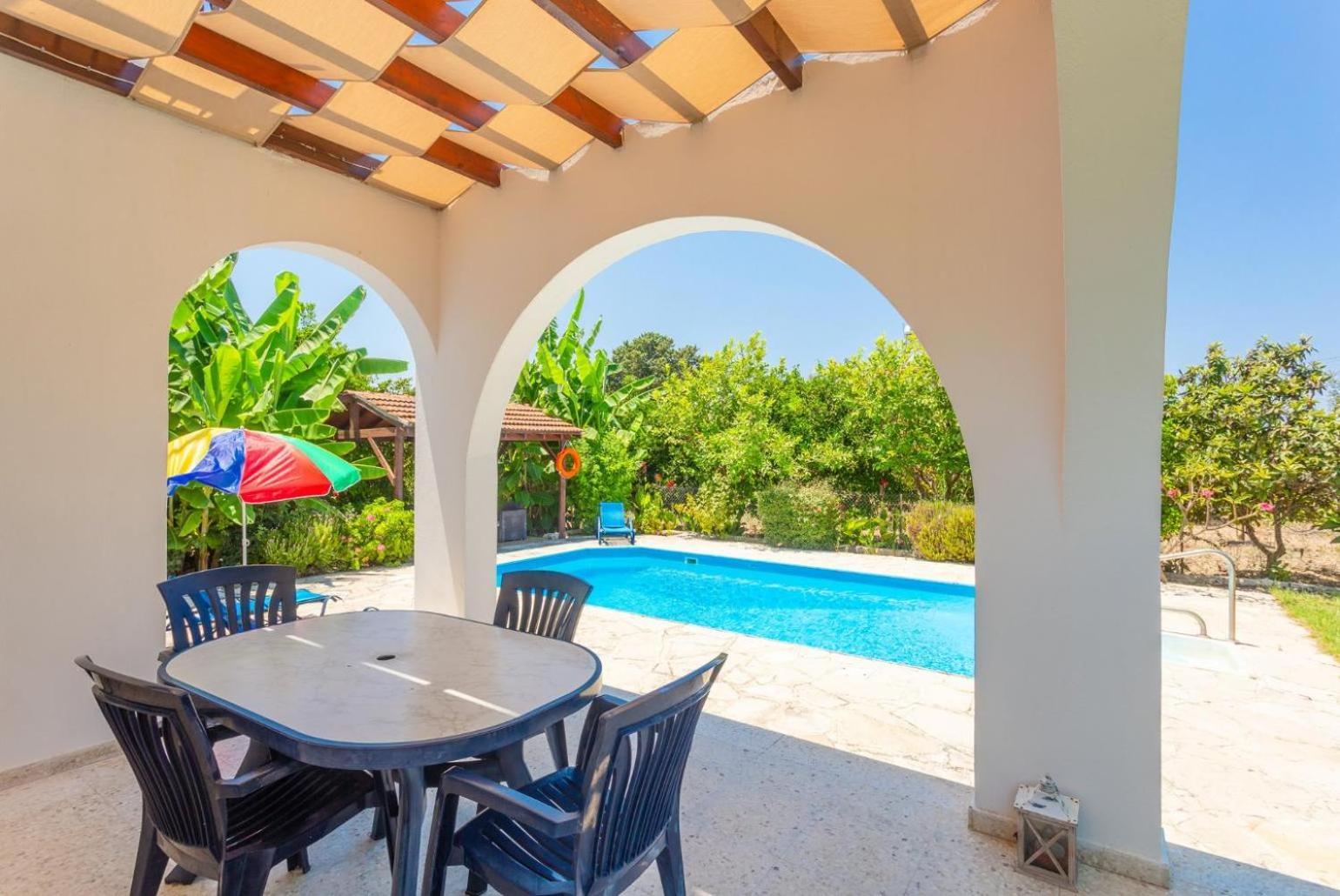Sun Beach Villa Thio Polis Dış mekan fotoğraf