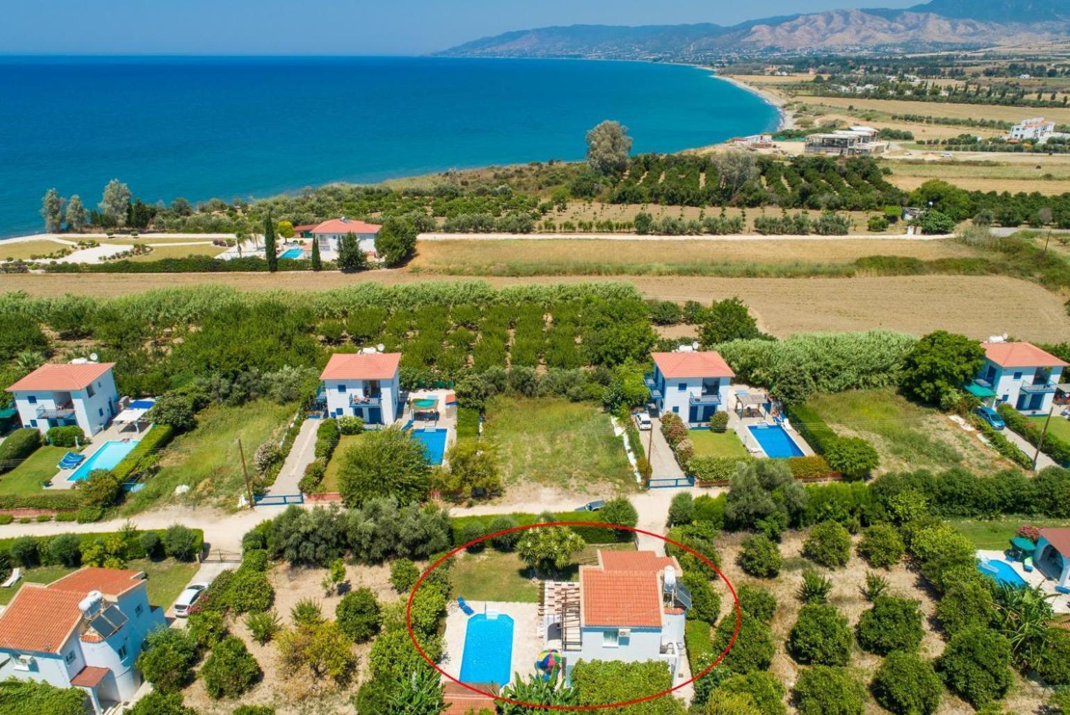 Sun Beach Villa Thio Polis Dış mekan fotoğraf