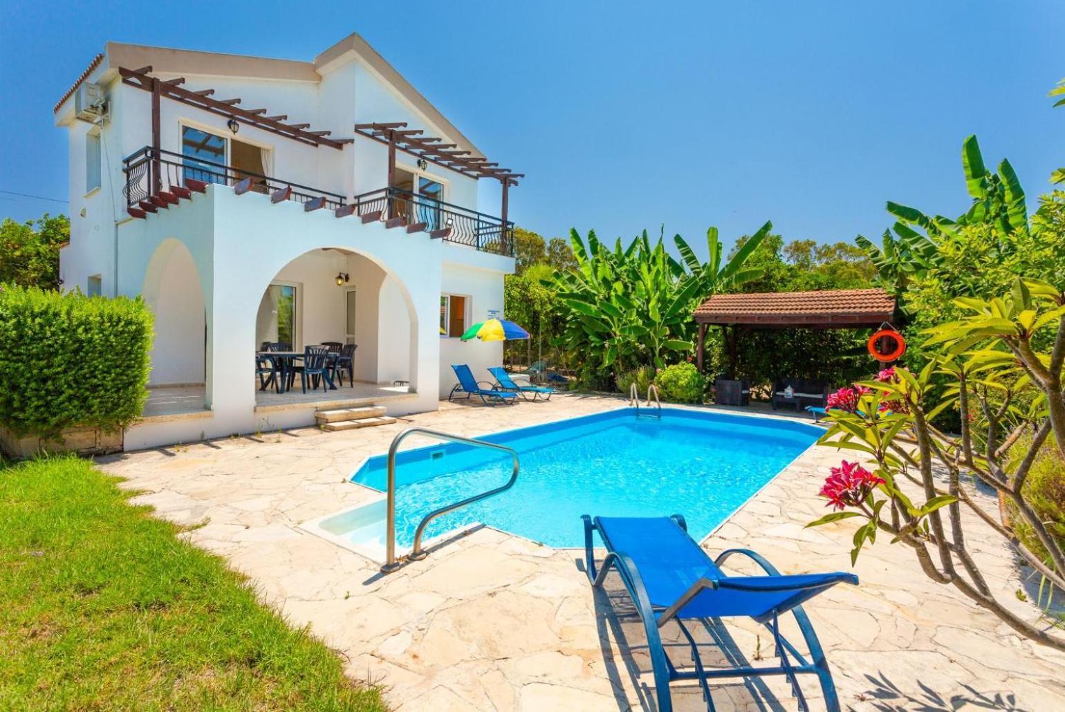 Sun Beach Villa Thio Polis Dış mekan fotoğraf