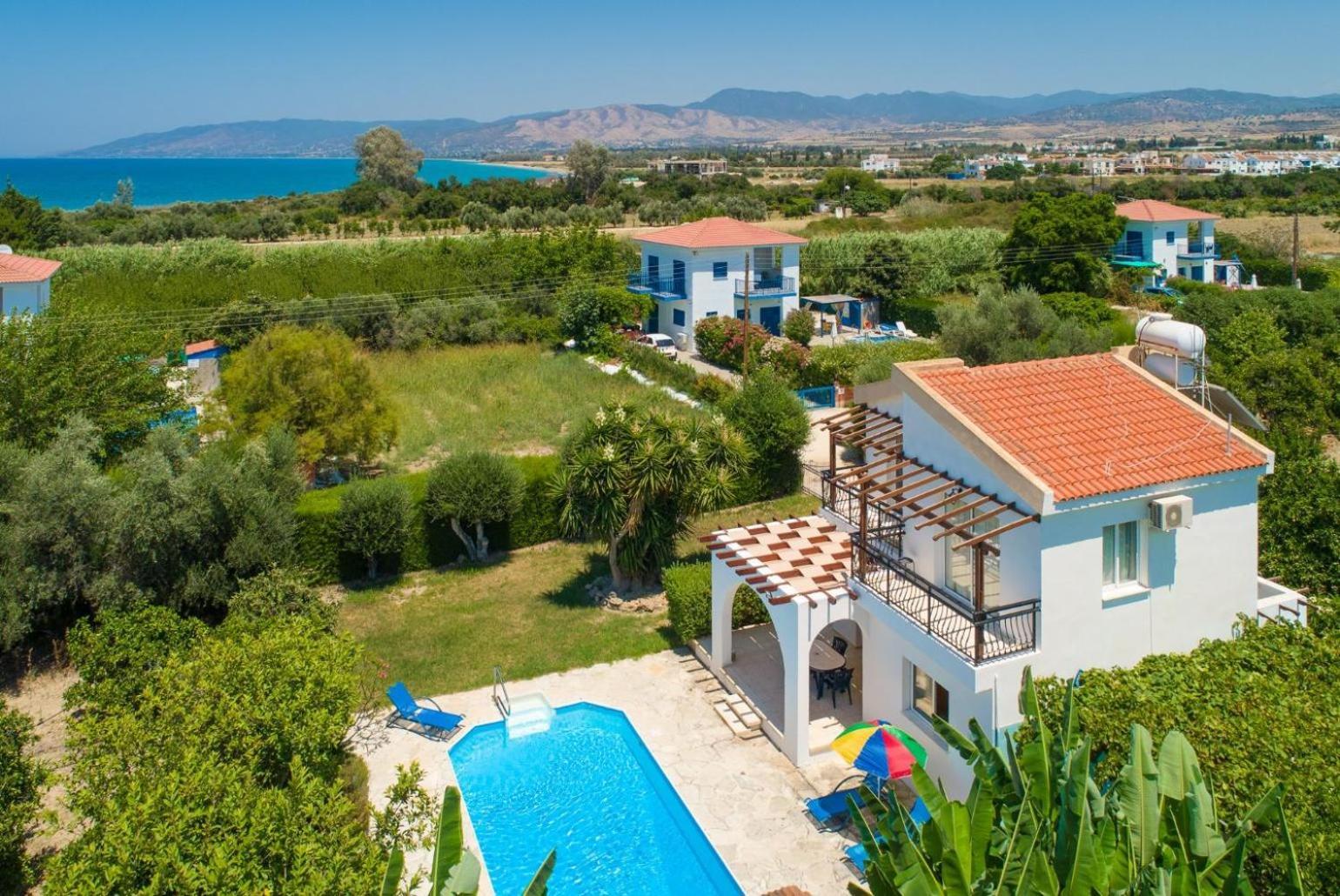 Sun Beach Villa Thio Polis Dış mekan fotoğraf