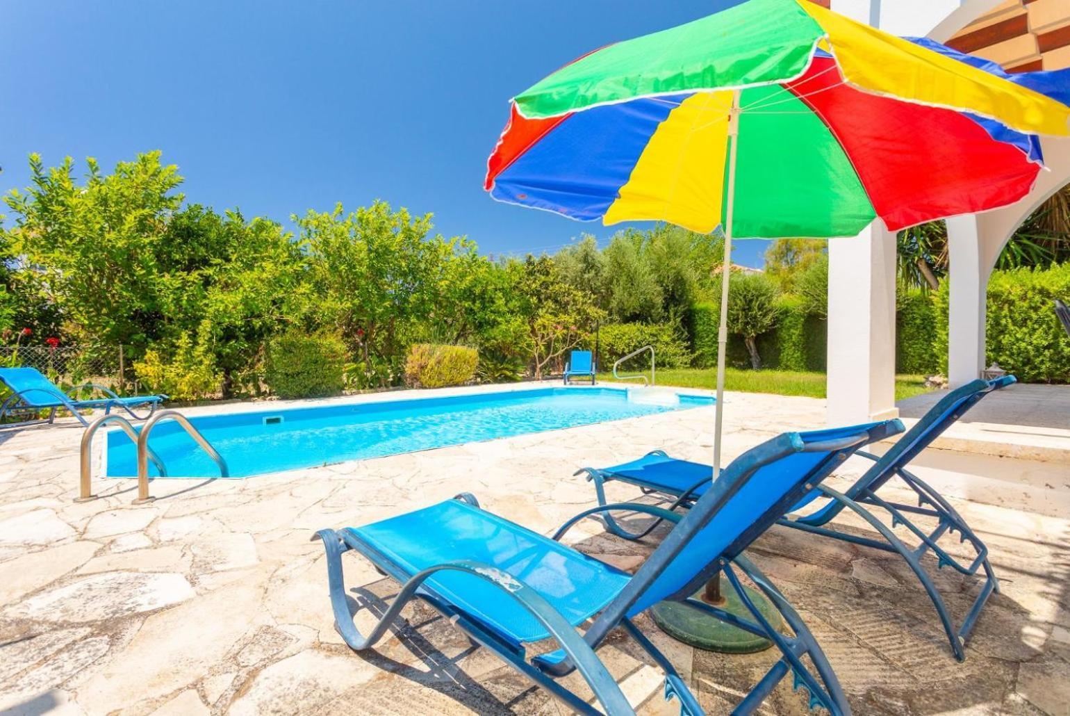 Sun Beach Villa Thio Polis Dış mekan fotoğraf